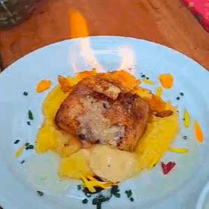 PESCADO BLANCO CON MANTEQUILLA DE COPOAZÚ