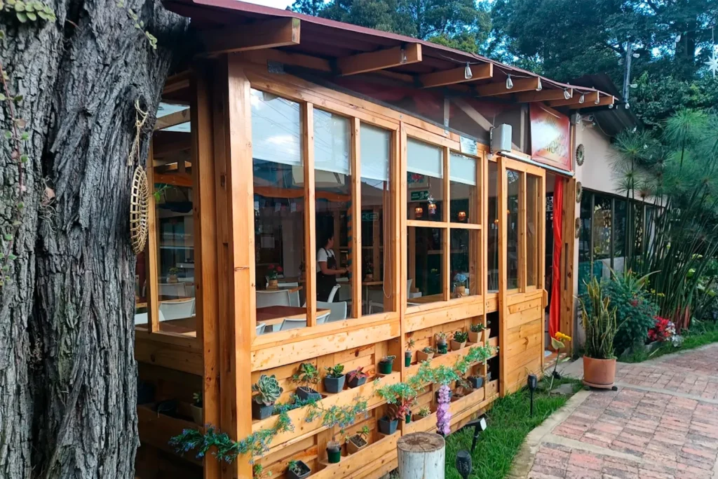Restaurante con ambiente Chía en Restaurante 3 Soles, Chía – fusión latinoamericana campestre